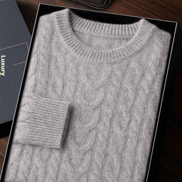Men's Loose-Fit Thickened Cable-Knit Base Layer Sweater