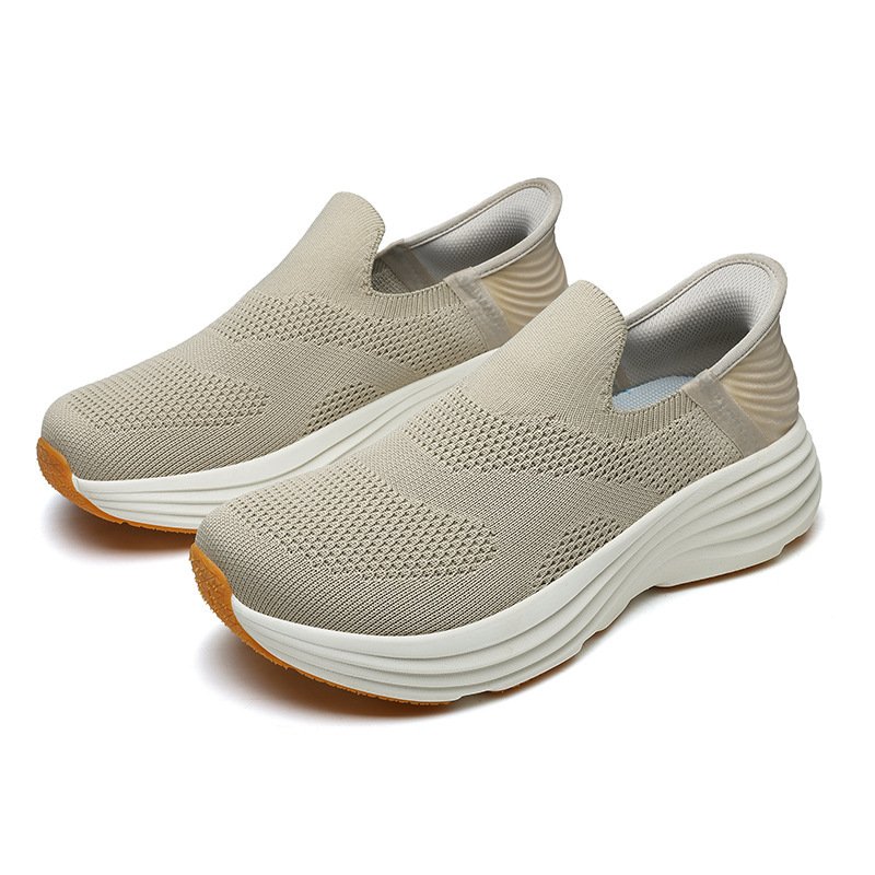 Wide-toe Casual Mesh Breathable Sneakers For Men - Image 5