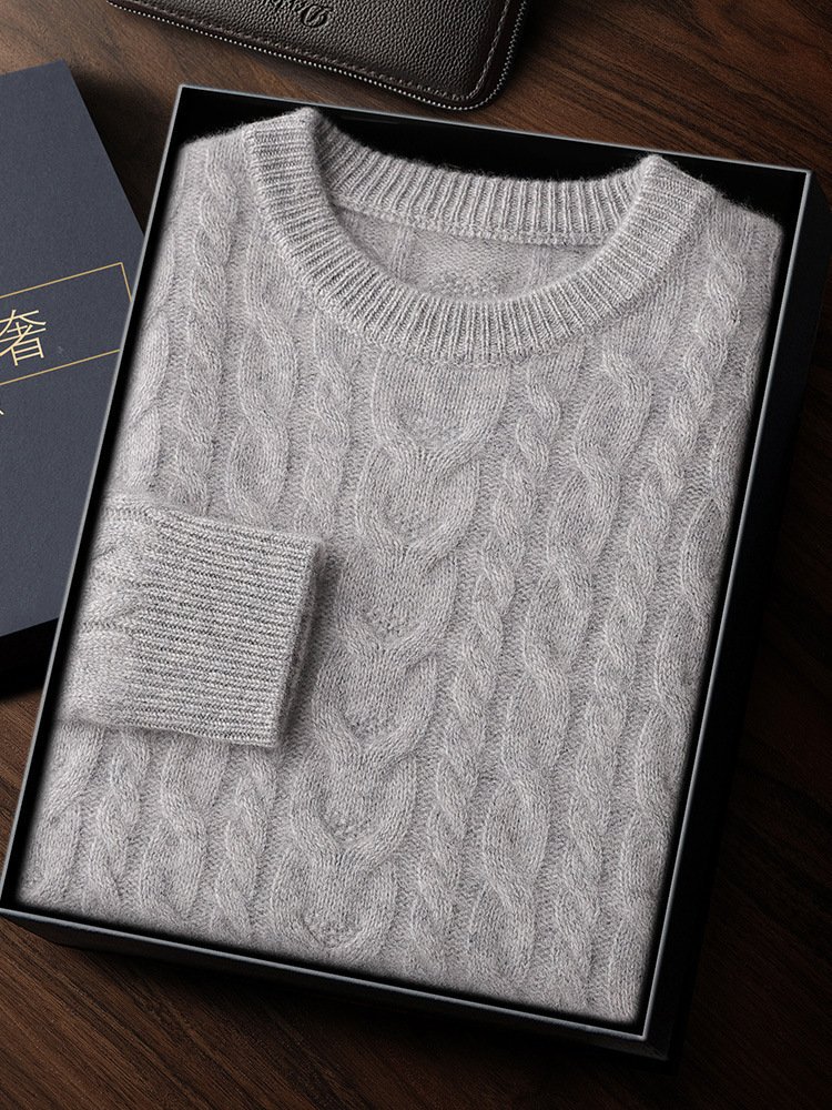 Men's Loose-Fit Thickened Cable-Knit Base Layer Sweater - Image 6