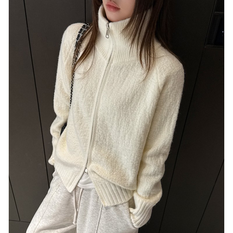 Simple Basic Solid-color Outerwear Top - Image 5