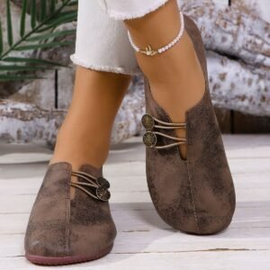 Women Retro Metal Decor Loafers Soft Distressed Flat Slip On Casual Shoes
