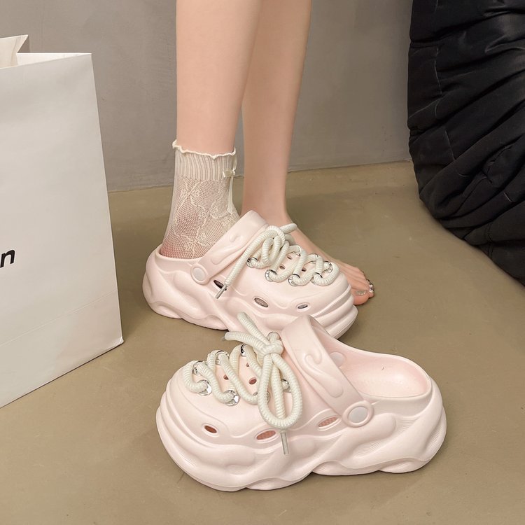 Women's Original Niche Design Clogs, New Summer Outdoor Wear Platform Height Increase Two Way Wear Closed Toe Slide Sandals - Image 2