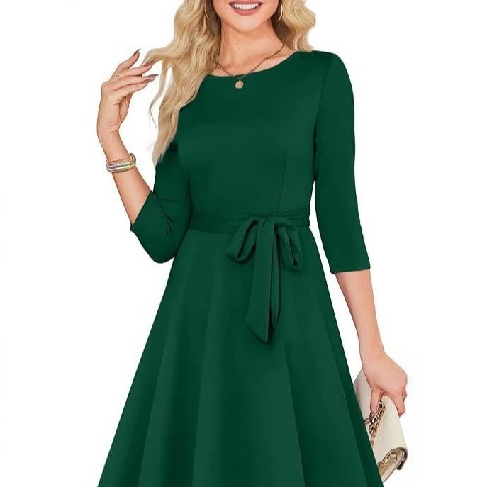 Elegant Round Neck Knitted Dress For Women