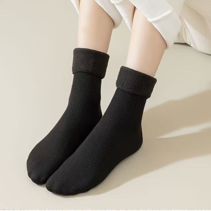 Snow Fleece-lined And Thickened For Warmth Postpartum Socks - Image 4