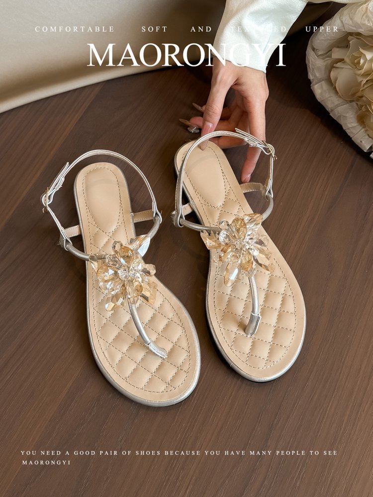 Women's Crystal Petal FairyStyle Vacation Thong Flat Sandals, Summer SlipOn Sandals For Evening Party - Image 5