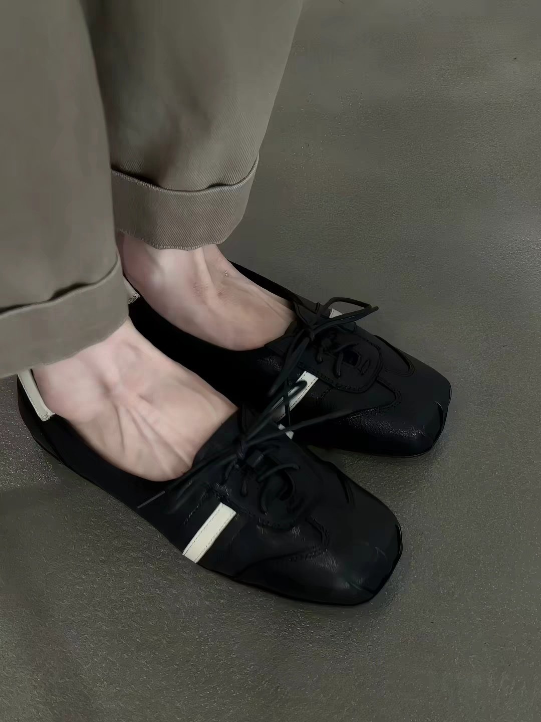 French Retro Square Toe Lace Up Daily Comfortable British Style Simple Fashion Loafer Slip On Lazy Shoes - Image 4